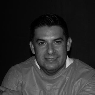 Ampliar imagen: Iván Rodríguez Anguiano, Dentista - Odontólogo Tepic