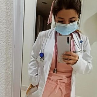 Ampliar imagen: Itzel Karina Tapia Serrano, Pediatra Amozoc