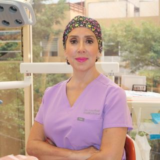 Fabiola Ivonne Meade Romero, Dentista - Odontólogo Benito Juárez