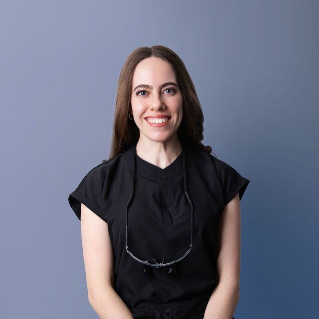 Ana Victoria González Alcántar, Dentista - Odontólogo Querétaro