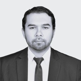 Ampliar imagen: Juan Daniel Rangel Mejia, Cirujano general Salamanca