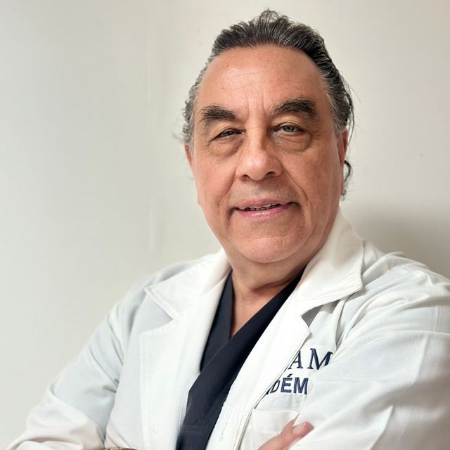 Ricardo Loría Gracia, Implantólogo Cuauhtémoc