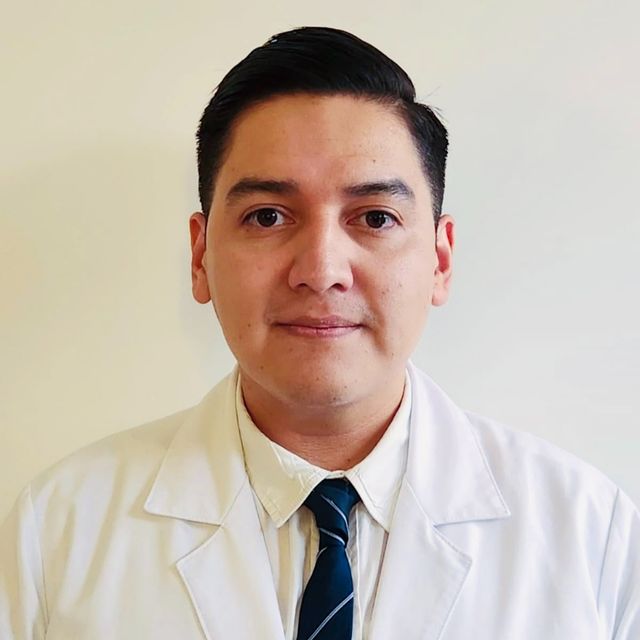 Edgar Vega Peñuelas, Ortopedista San Luis Potosi