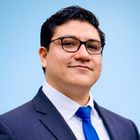 Dr. Carlos Aparicio García