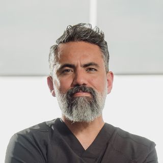 Ampliar imagen: Ramón Valencia, Cirujano general Morelia