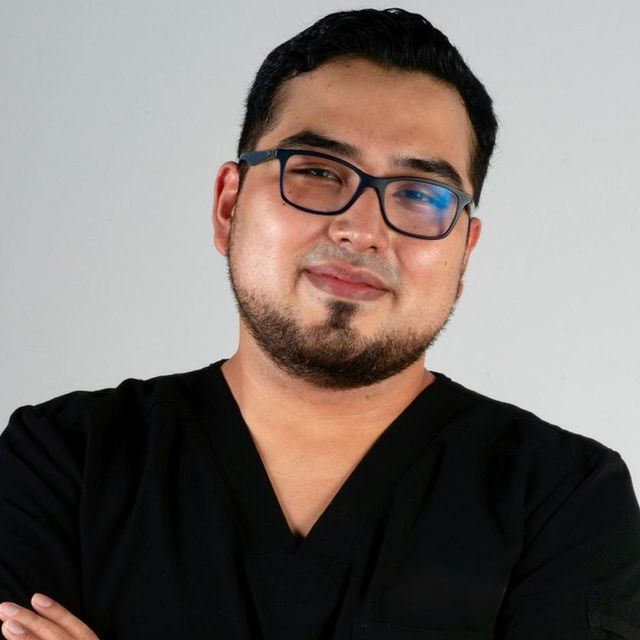Erick David González Mendoza, Dentista - Odontólogo Juriquilla