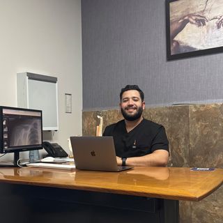 Ampliar imagen: Alexis Sebastián Martínez Aguilera, Ortopedista San Nicolás de los Garza