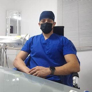 Ampliar imagen: Elohim Terrazas, Dentista - Odontólogo Boca del Rio