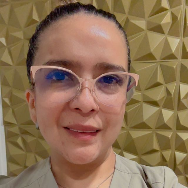 María Guadalupe Moreno Valencia, Dentista - Odontólogo Celaya