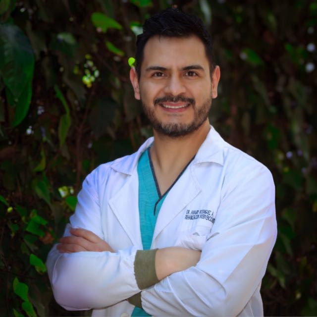 Amaury Carlos Rodríguez Ayala, Especialista en Rehabilitación y Medicina Física Miguel Hidalgo