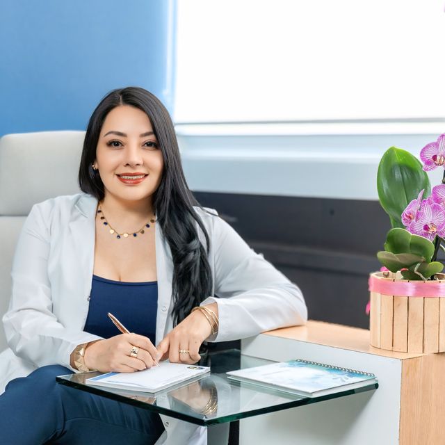 Jhovana Cadena Alvarado, Ortopedista Ciudad de México