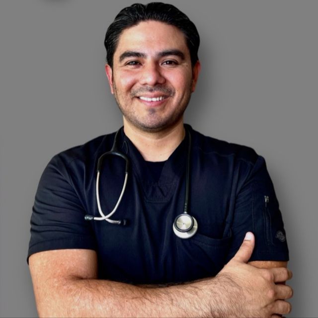 Alejandro Tello Gutiérrez, Internista Mérida