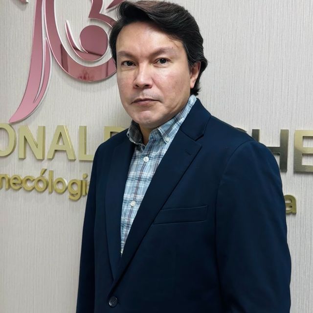 Ronald Pacheco, Ginecólogo Tijuana