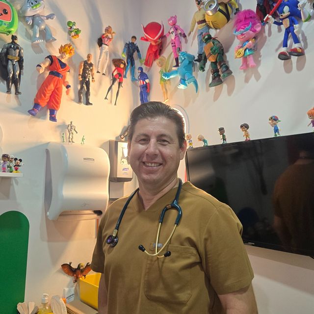Cid Rafael Bravo Cortez, Pediatra Mexicali