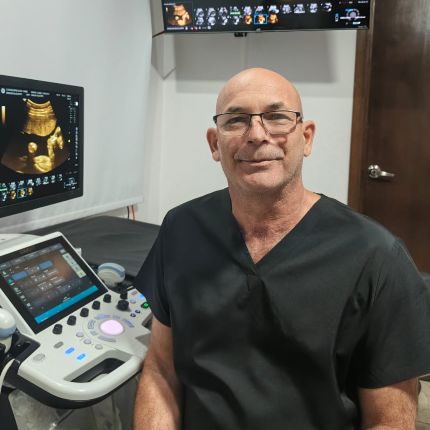 Niosvel Aloma Gamboa, Médico general Cancun