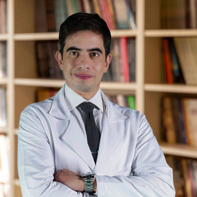 Roberto Carlos Castañeda Caballero, Urólogo Cuautitlan Izcalli