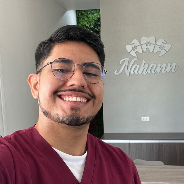 Fernando Coutiño, Dentista - Odontólogo Tuxtla Gutierrez