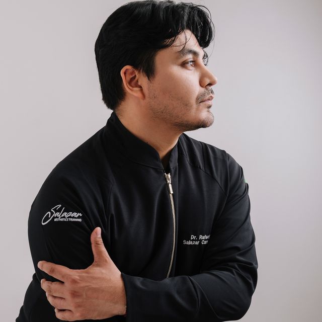 Rafael  Salazar , Médico general Guadalajara