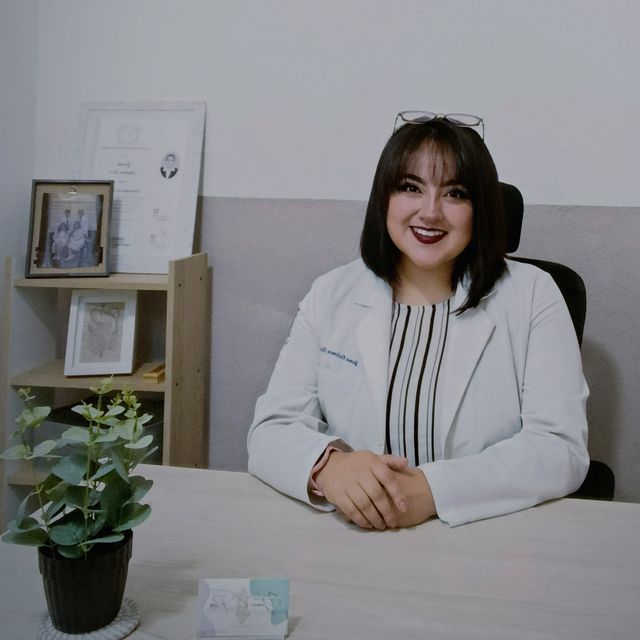 Yazmin Calzonzin Rivas , Nutricionista Metepec
