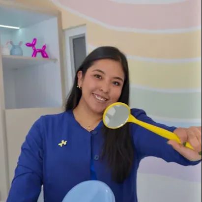 Janet Rostro Murillo, Odontólogo pediatra San Luis Potosi