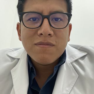 Ampliar imagen: José Manuel Pérez Plaza, Radiólogo Puebla