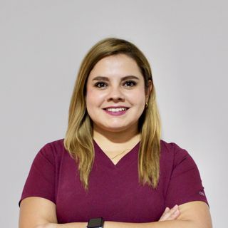 Dra. Mónica Delhí Yela Olivares