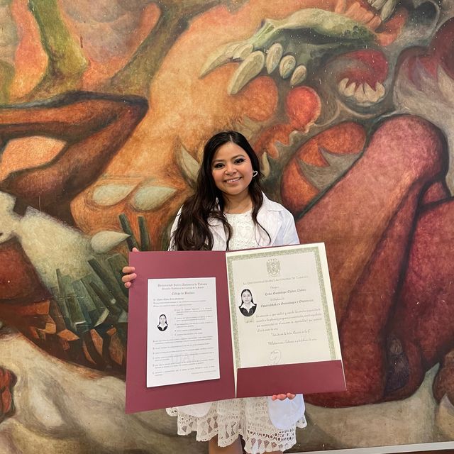 Erika Guadalupe  Chávez , Ginecólogo San Luis Potosi
