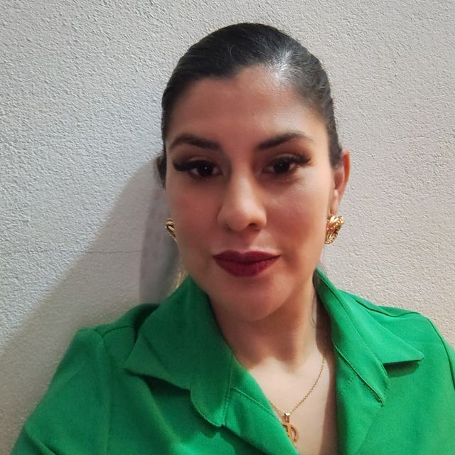 Brenda Contreras, Psicólogo Puebla