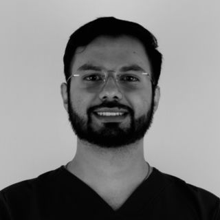 Ampliar imagen: Erick Robles, Dentista - Odontólogo Ciudad Juarez