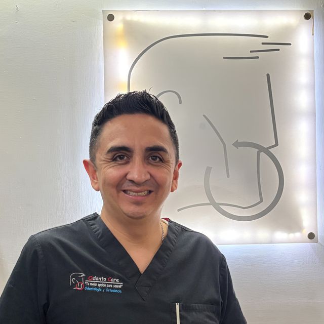 José de Jesús Rentería García, Dentista - Odontólogo Guadalajara