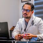 Dr. Ashby Daniel Tiscareño Villanueva