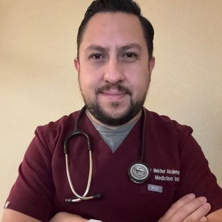 Ampliar imagen: Melchor Alcántara Barrera, Internista Metepec