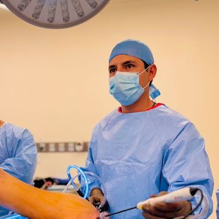 Ampliar imagen: Abraham Vargas Hernández, Ortopedista Atlixco