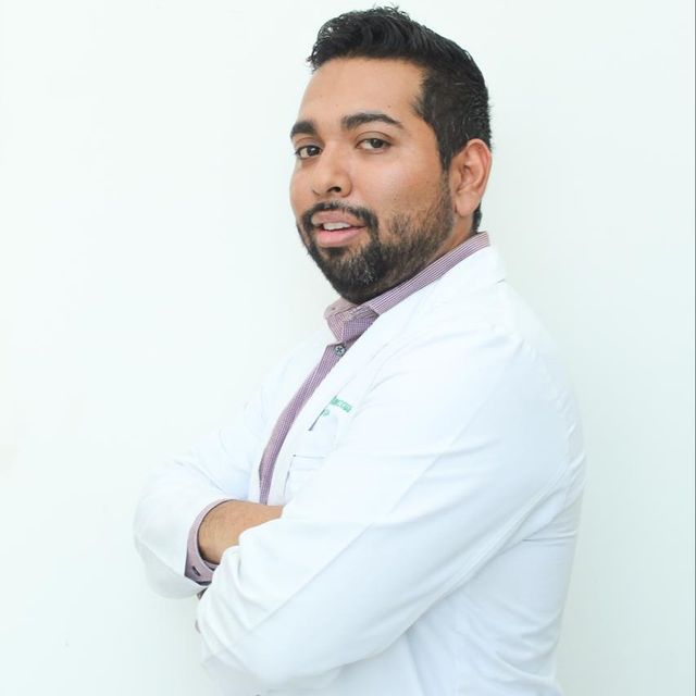 Carlos Landeta Amezcua, Neurocirujano Veracruz Centro