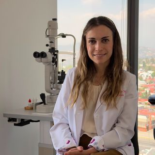 Lucía del Carmen Gabián Fortes, Oftalmólogo Miguel Hidalgo