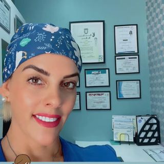 Ampliar imagen: Abril Esparza, Dentista - Odontólogo Tijuana