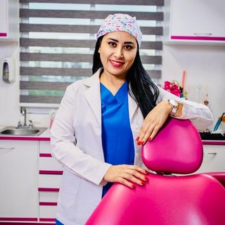 Ampliar imagen: Erika Patricia Diaz Hernandez, Dentista - Odontólogo Zapopan