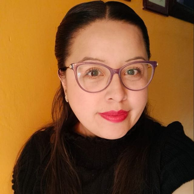 Karen Nallely Lara Oviedo, Fisioterapeuta Toluca