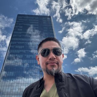 Ampliar imagen: Edgar Noe Vázquez Canizales, Ginecólogo Querétaro