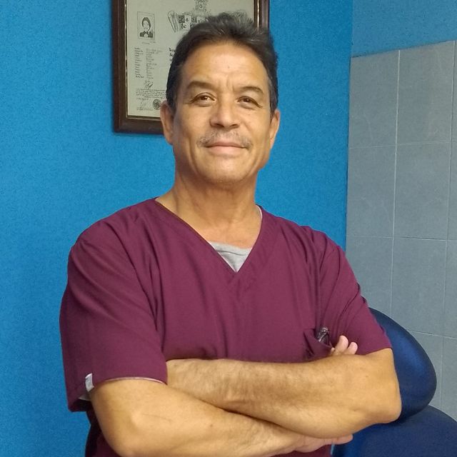 HECTOR ANGULO GARCIA, Dentista - Odontólogo Guadalajara