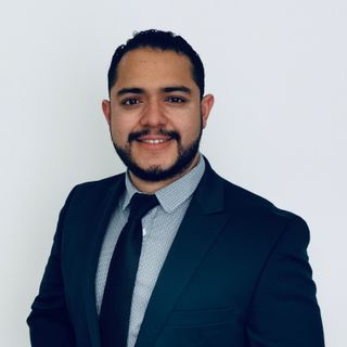 Ampliar imagen: Orlando José Hernández, Urólogo Gustavo A Madero