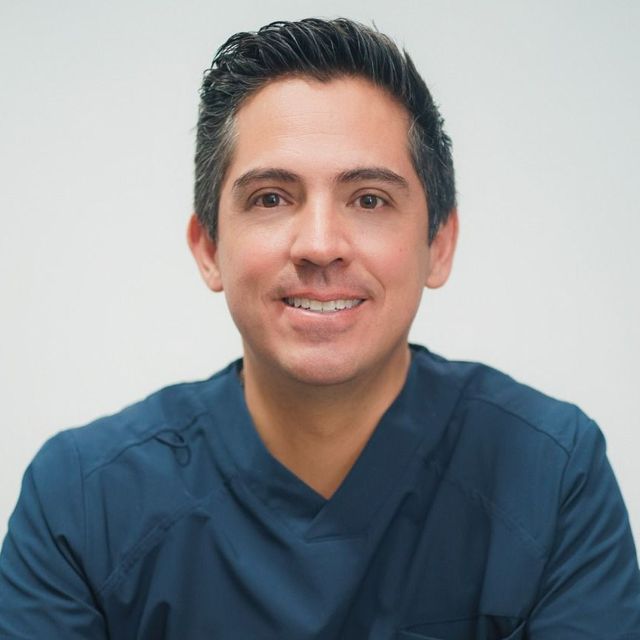 Juan Carlos Guzmán Castañeda, Dentista - Odontólogo San Luis Potosi