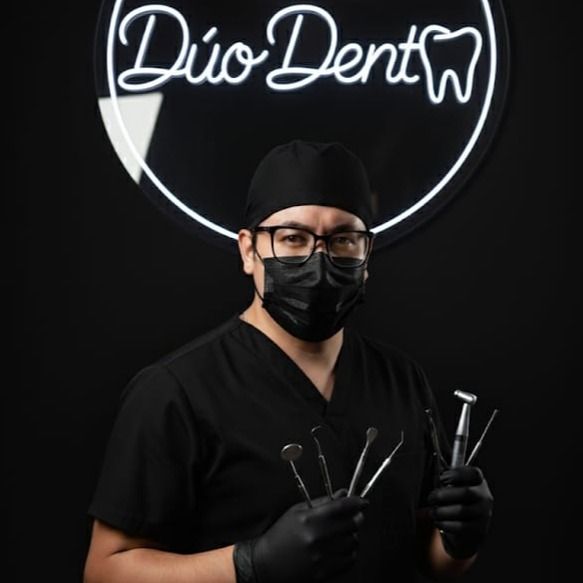 Lisfander  Zendejas , Dentista - Odontólogo Xalapa