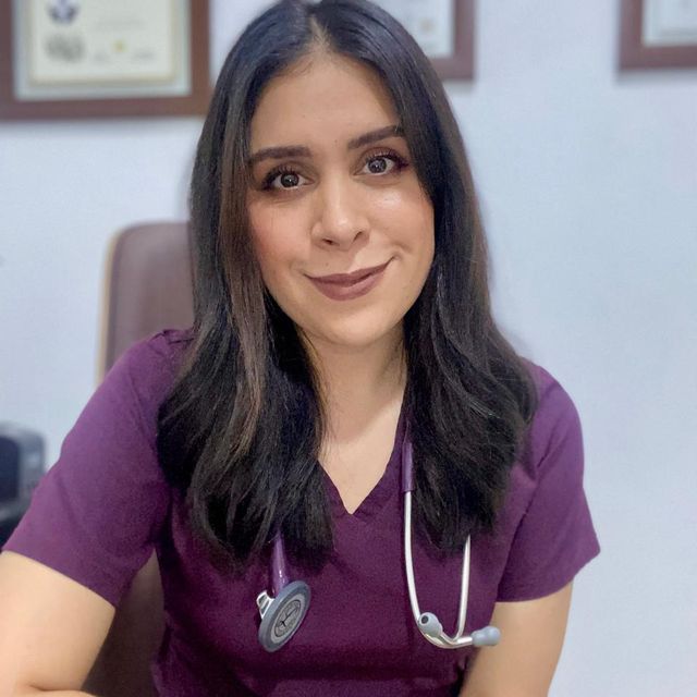 Lizbeth Iñiguez Loza, Cardiólogo Tepic