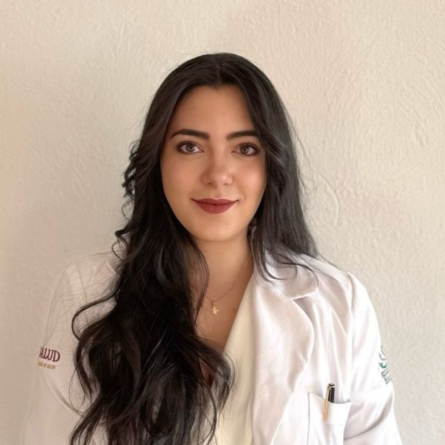 Marlene Martínez Flores, Cirujano general Guadalajara