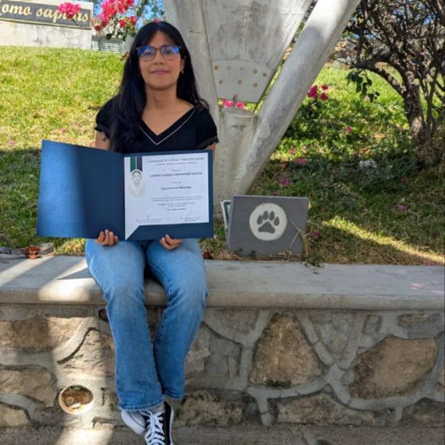 Lorena Domitila  Hernández Santos 