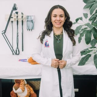 Karina Alicia Martínez Cervantes, Endocrinólogo pediátrico Chihuahua