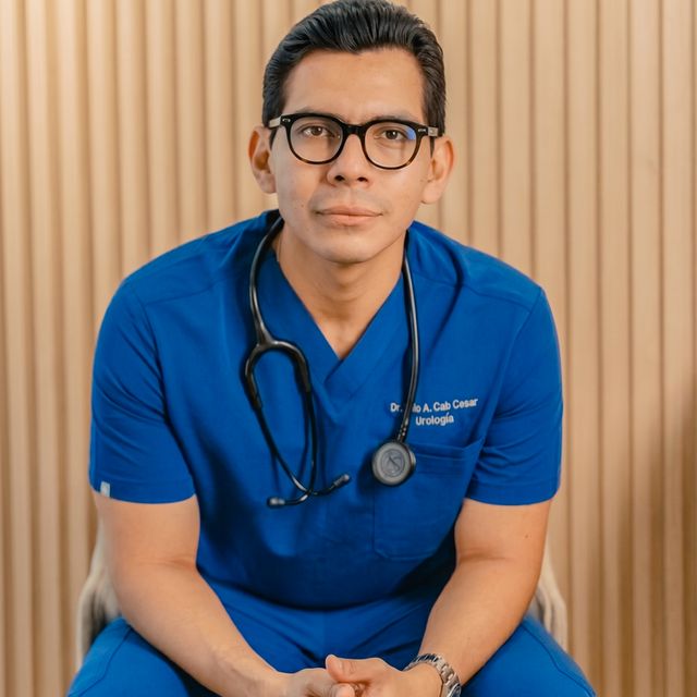 Luis Antonio Cab Cesar, Urólogo Ciudad de México