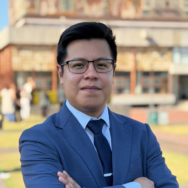 Jesús Eduardo Falcón Molina, Neurocirujano Ciudad de México