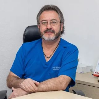 Ampliar imagen: Ricardo Molina Moguel, Dentista - Odontólogo Coyoacán